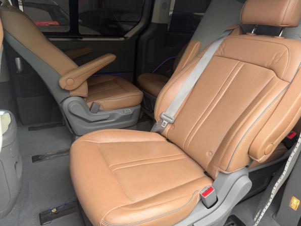 Hyundai Staria I с пробегом 2021 года, цена 4 799 000 рублей, 65706 км, минивэн, Автокод Объявления