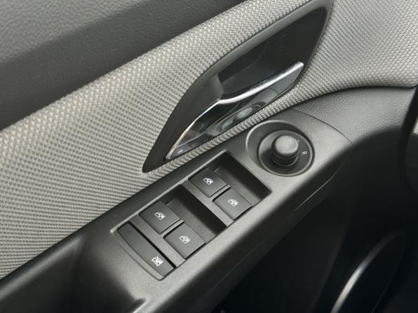 Chevrolet Cruze I с пробегом 2012 года, цена 729 000 рублей, 104954 км, хэтчбек, Автокод Объявления