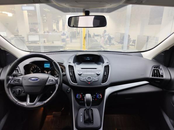 Ford Kuga II Рестайлинг с пробегом 2017 года, цена 1 520 000 рублей, 175000 км, внедорожник, Автокод Объявления