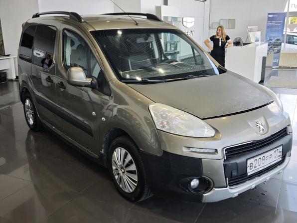 Peugeot Partner II с пробегом 2012 года, цена 300 000 рублей, 250000 км, компактвэн, Автокод Объявления
