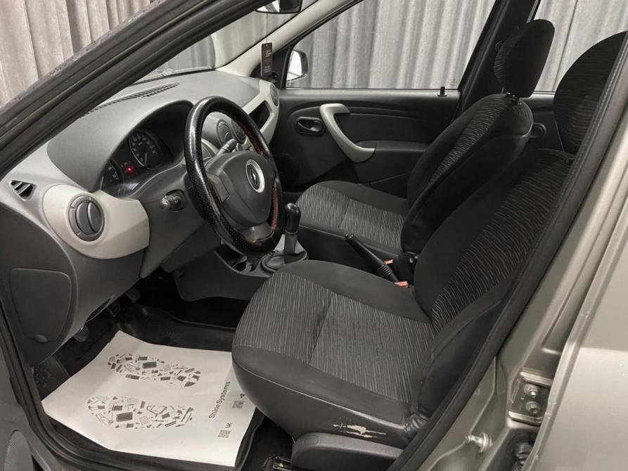 Renault Logan I Рестайлинг Красноярск  - изображение 8
