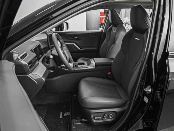 Toyota RAV4 VI (XA60) с пробегом 2026 года, цена 4 294 000 рублей, 17 км, внедорожник, Автокод Объявления
