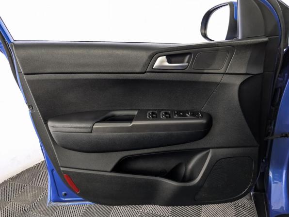 Kia Sportage IV Рестайлинг с пробегом 2021 года, цена 2 185 000 рублей, 96999 км, внедорожник, Автокод Объявления
