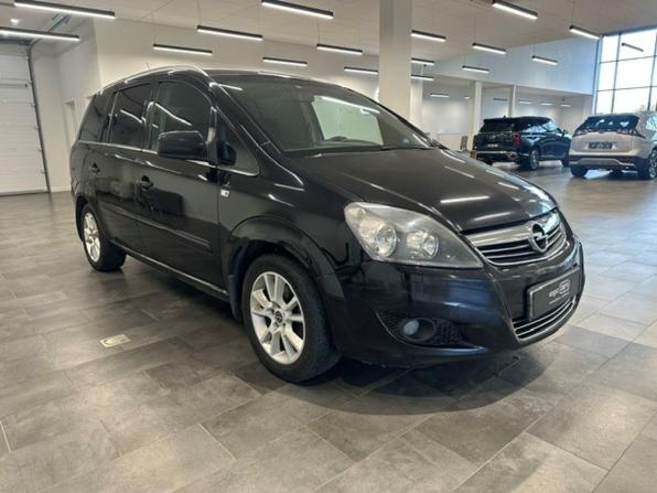 Opel Zafira B Рестайлинг с пробегом 2011 года, цена 795 000 рублей, 184313 км, компактвэн, Автокод Объявления