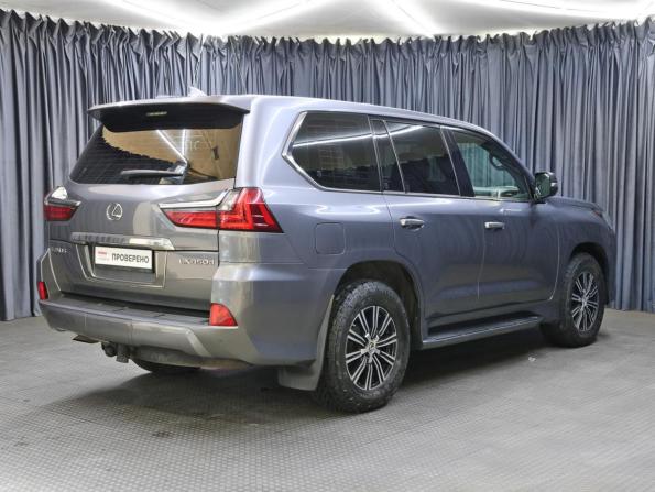 Lexus LX III Рестайлинг 2 с пробегом 2019 года, цена 8 300 000 рублей, 137681 км, внедорожник, Автокод Объявления