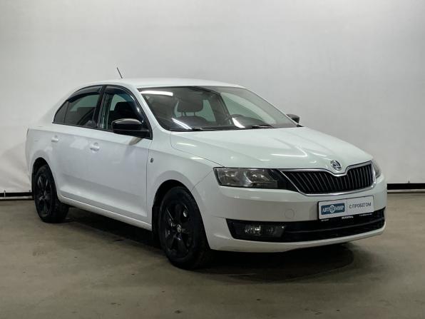 Skoda Rapid I с пробегом 2015 года, цена 820 000 рублей, 197396 км, лифтбек, Автокод Объявления