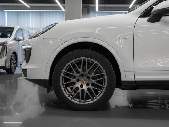 Porsche Cayenne II Рестайлинг (958) с пробегом 2017 года, цена 4 200 000 рублей, 118690 км, внедорожник, Автокод Объявления