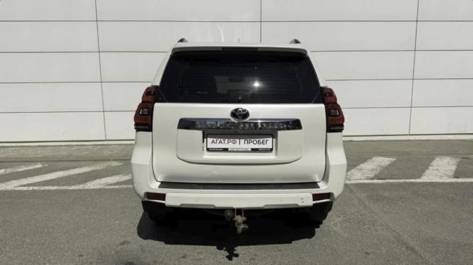 Toyota Land Cruiser Prado 150 Series Рестайлинг 2 с пробегом 2019 года, цена 4 570 000 рублей, 223420 км, внедорожник, Автокод Объявления