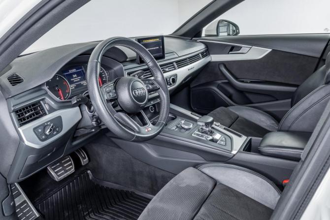 Audi A4 V (B9) с пробегом 2017 года, цена 2 651 000 рублей, 140288 км, седан, Автокод Объявления