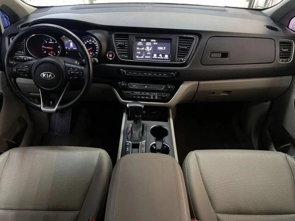Kia Carnival III с пробегом 2019 года, цена 3 100 000 рублей, 45000 км, минивэн, Автокод Объявления