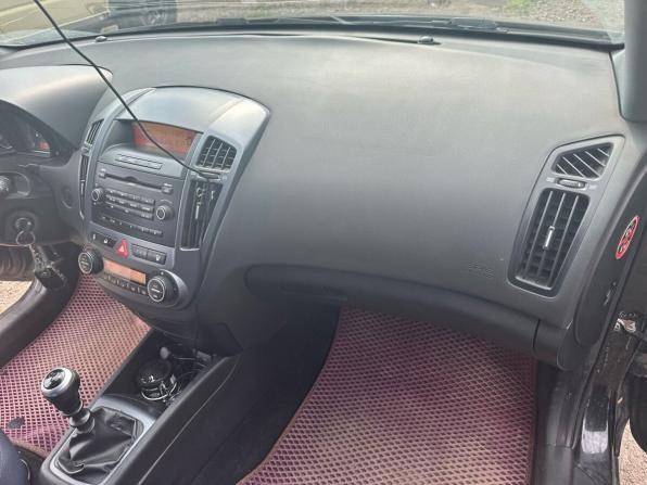Kia Ceed I с пробегом 2008 года, цена 650 000 рублей, 231450 км, универсал, Автокод Объявления