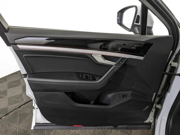 Volkswagen Touareg III с пробегом 2019 года, цена 4 660 000 рублей, 116724 км, внедорожник, Автокод Объявления