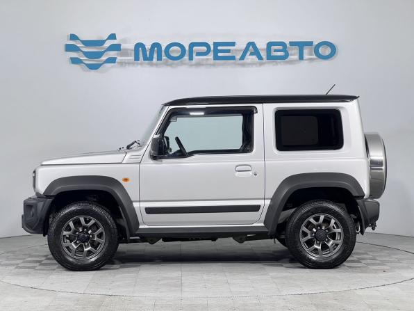 Suzuki Jimny IV с пробегом 2019 года, цена 2 490 000 рублей, 111070 км, внедорожник, Автокод Объявления