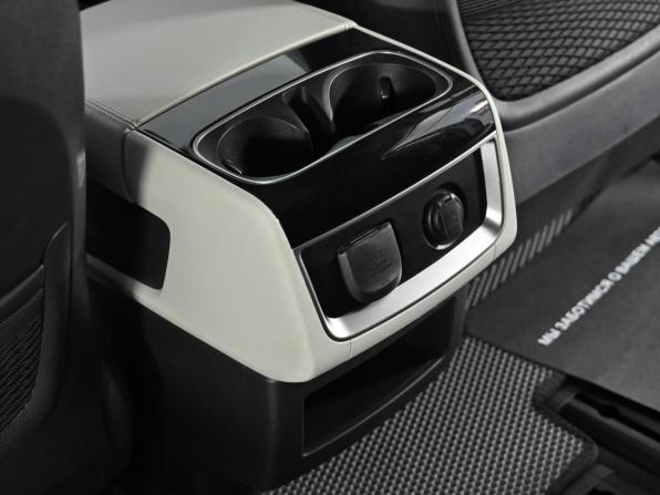 Kia Carnival IV с пробегом 2021 года, цена 3 049 000 рублей, 131000 км, минивэн, Автокод Объявления