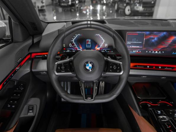 BMW 5 серии VIII (G60/G61/G68) с пробегом 2023 года, цена 7 950 000 рублей, 19500 км, седан, Автокод Объявления