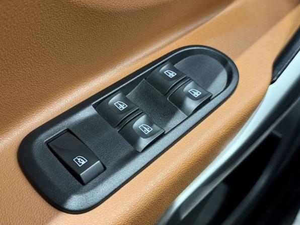 Lada (ВАЗ) XRAY I с пробегом 2019 года, цена 1 290 000 рублей, 47773 км, хэтчбек, Автокод Объявления