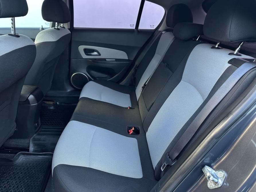 Chevrolet Cruze I Рестайлинг Москва  - изображение 10