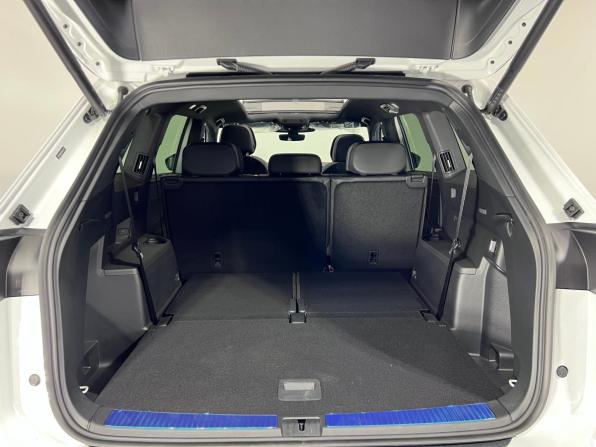 Volkswagen Teramont II (China Market) с пробегом 2026 года, цена 6 049 000 рублей, 20 км, внедорожник, Автокод Объявления