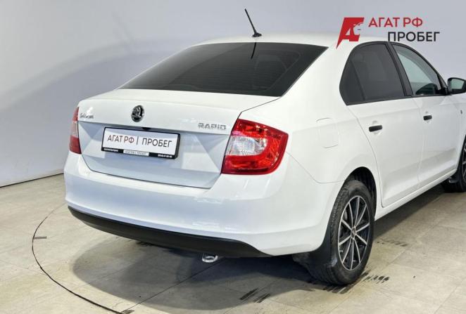 Skoda Rapid I с пробегом 2016 года, цена 970 000 рублей, 185703 км, лифтбек, Автокод Объявления