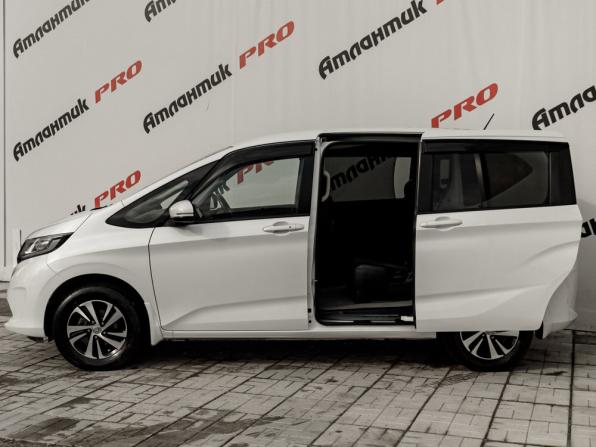 Honda Freed II с пробегом 2016 года, цена 1 450 000 рублей, 161326 км, компактвэн, Автокод Объявления