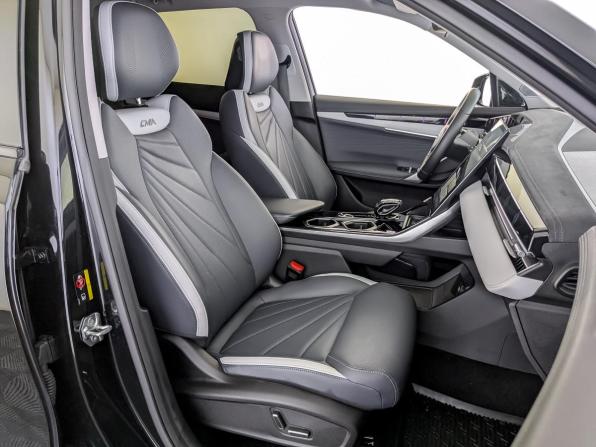 Geely Atlas II с пробегом 2024 года, цена 3 050 000 рублей, 14460 км, внедорожник, Автокод Объявления