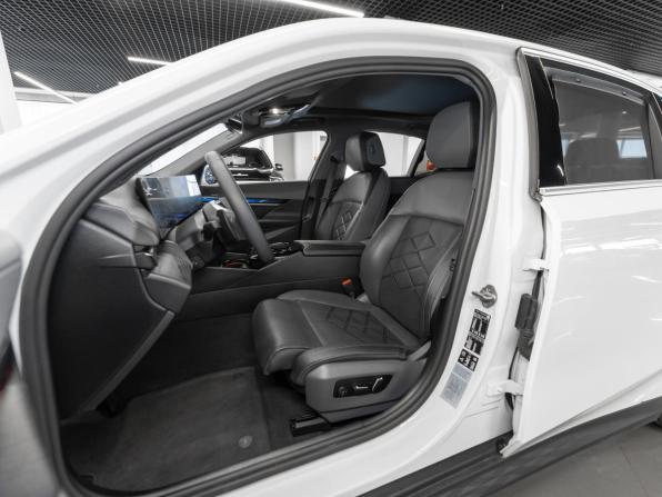 BMW 5 серии VIII (G60/G61/G68) с пробегом 2023 года, цена 6 850 000 рублей, 29999 км, седан, Автокод Объявления