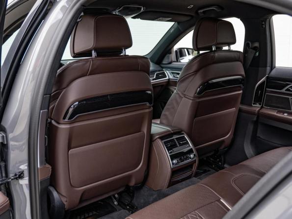 BMW 7 серии VI (G11/G12) Рестайлинг с пробегом 2021 года, цена 6 890 000 рублей, 48634 км, седан, Автокод Объявления