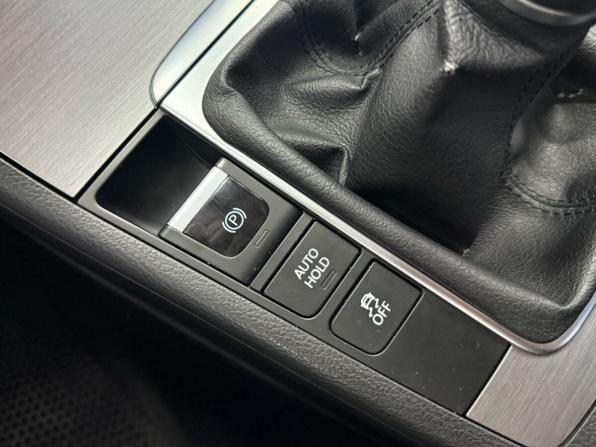 Volkswagen Passat B7 с пробегом 2013 года, цена 1 199 000 рублей, 176800 км, седан, Автокод Объявления