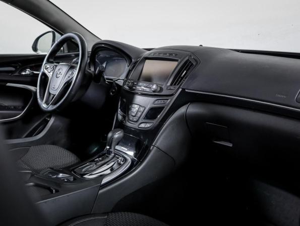 Opel Insignia I Рестайлинг с пробегом 2015 года, цена 1 420 150 рублей, 212093 км, универсал, Автокод Объявления