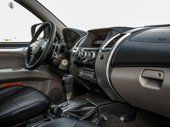 Mitsubishi Pajero Sport II с пробегом 2011 года, цена 1 898 000 рублей, 159674 км, внедорожник, Автокод Объявления