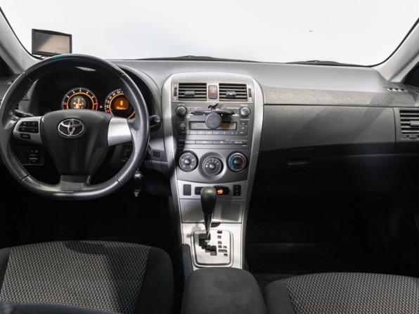 Toyota Corolla X (E140 E150) Рестайлинг с пробегом 2011 года, цена 1 100 000 рублей, 216936 км, седан, Автокод Объявления