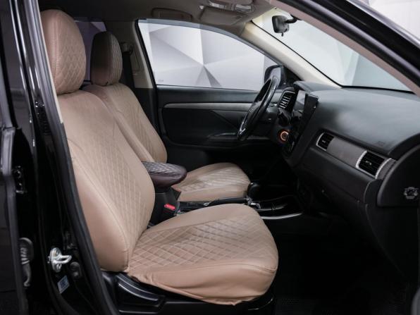 Mitsubishi Outlander III Рестайлинг 3 с пробегом 2018 года, цена 1 979 000 рублей, 175633 км, внедорожник, Автокод Объявления