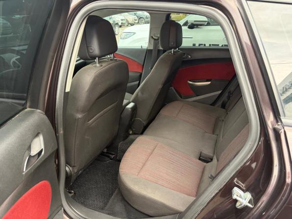 Opel Astra J с пробегом 2011 года, цена 681 000 рублей, 269042 км, универсал, Автокод Объявления