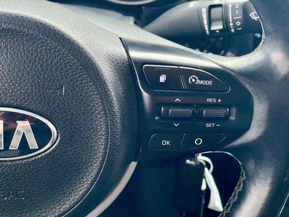 Kia Rio IV с пробегом 2018 года, цена 1 170 000 рублей, 111070 км, седан, Автокод Объявления