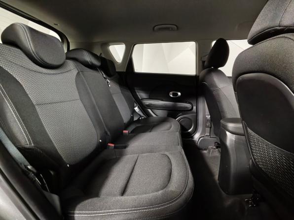 Kia Soul II Рестайлинг с пробегом 2017 года, цена 1 581 000 рублей, 81354 км, хэтчбек, Автокод Объявления