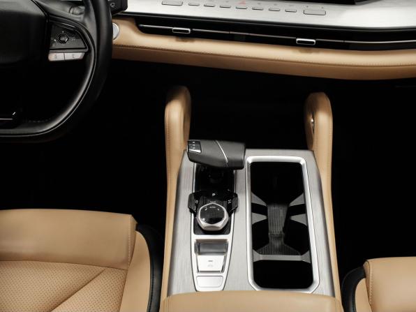 Changan Hunter Plus с пробегом 2023 года, цена 2 165 000 рублей, 162111 км, offers.body_type.unknown, Автокод Объявления