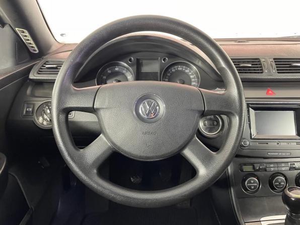 Volkswagen Passat B6 с пробегом 2005 года, цена 326 000 рублей, 249604 км, седан, Автокод Объявления