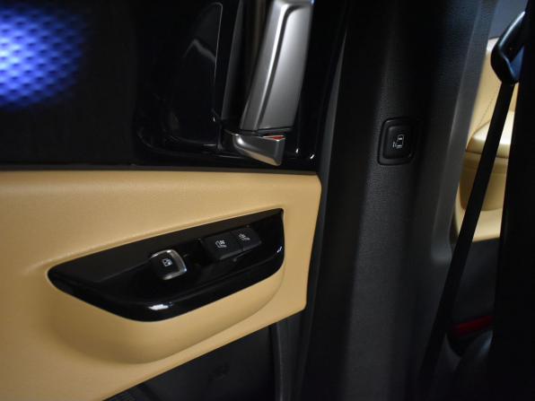 Kia Carnival IV с пробегом 2022 года, цена 3 129 000 рублей, 140931 км, минивэн, Автокод Объявления
