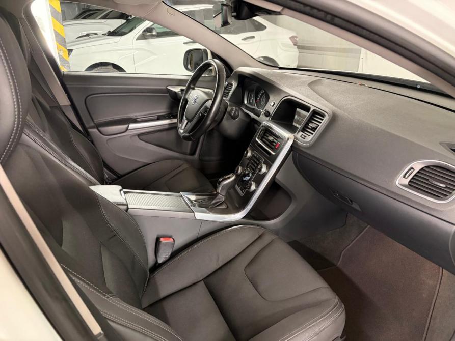 Volvo S60 II Рестайлинг Екатеринбург  - изображение 28