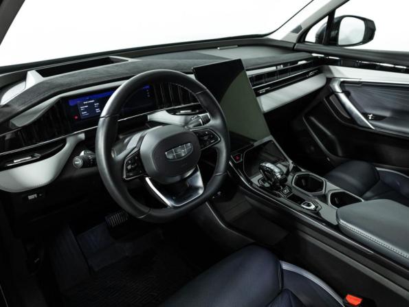Geely Atlas II с пробегом 2024 года, цена 2 949 700 рублей, 13000 км, внедорожник, Автокод Объявления