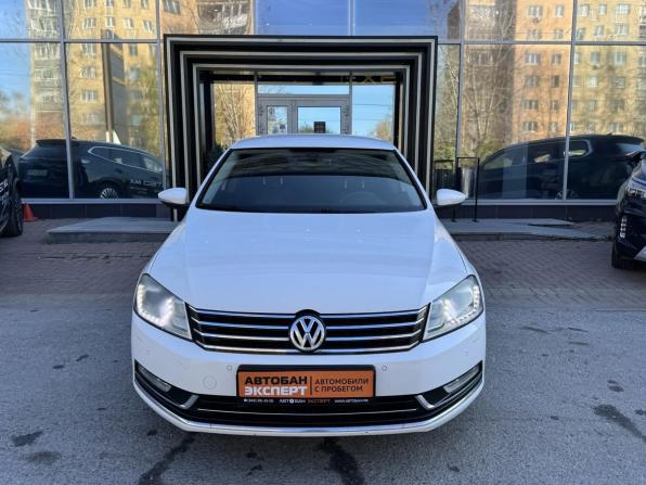 Volkswagen Passat B7 с пробегом 2012 года, цена 1 079 000 рублей, 216312 км, седан, Автокод Объявления