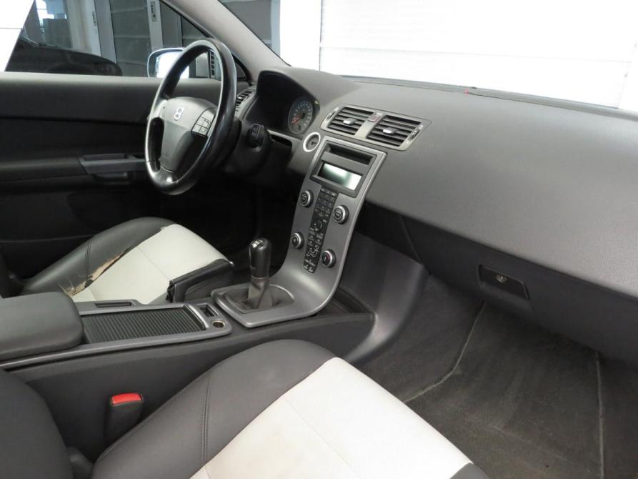 Volvo C30 I Санкт-Петербург  - изображение 5