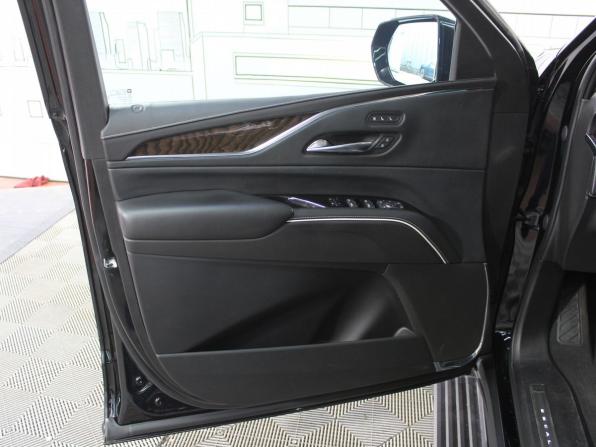 Cadillac Escalade V с пробегом 2021 года, цена 10 745 000 рублей, 58490 км, внедорожник, Автокод Объявления