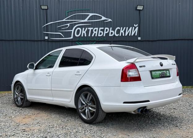 Skoda Octavia RS II Рестайлинг с пробегом 2010 года, цена 1 049 000 рублей, 230194 км, хэтчбек, Автокод Объявления