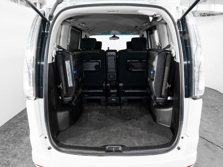 Nissan Serena IV (C26) Иркутск  - изображение 21