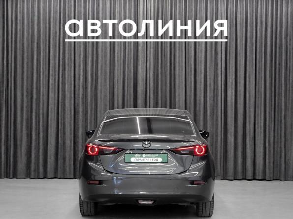 Mazda 3 III (BM) Рестайлинг с пробегом 2018 года, цена 1 349 000 рублей, 172000 км, седан, Автокод Объявления