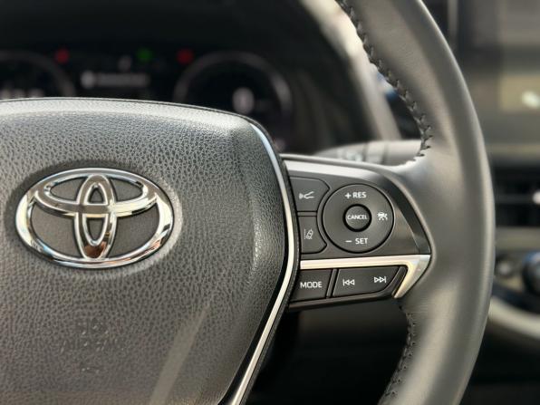 Toyota Camry VIII (XV70) Рестайлинг с пробегом 2023 года, цена 3 550 000 рублей, 34833 км, седан, Автокод Объявления