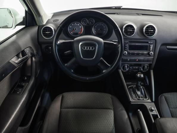 Audi A3 II (8P) Рестайлинг 2 с пробегом 2010 года, цена 799 000 рублей, 234504 км, хэтчбек, Автокод Объявления