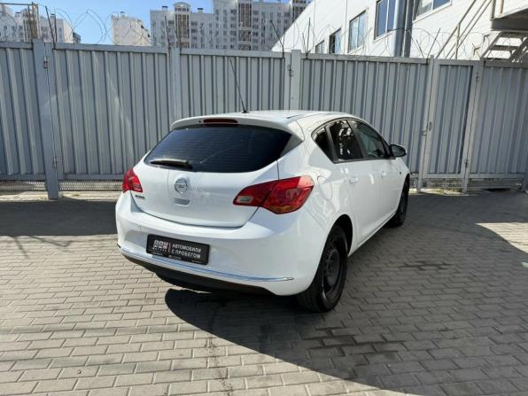 Opel Astra J Рестайлинг с пробегом 2014 года, цена 775 000 рублей, 109113 км, хэтчбек, Автокод Объявления