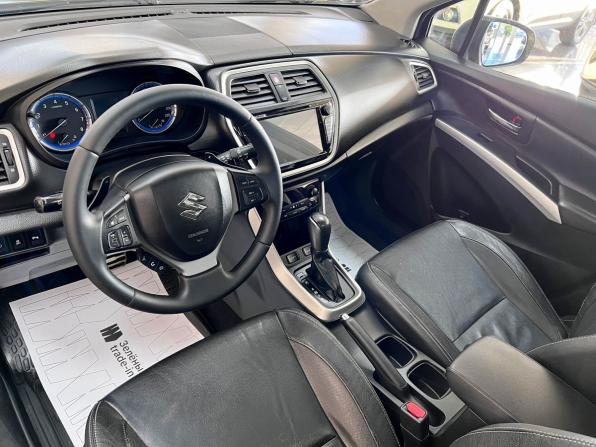 Suzuki SX4 II (S-Cross) с пробегом 2013 года, цена 995 000 рублей, 238154 км, хэтчбек, Автокод Объявления